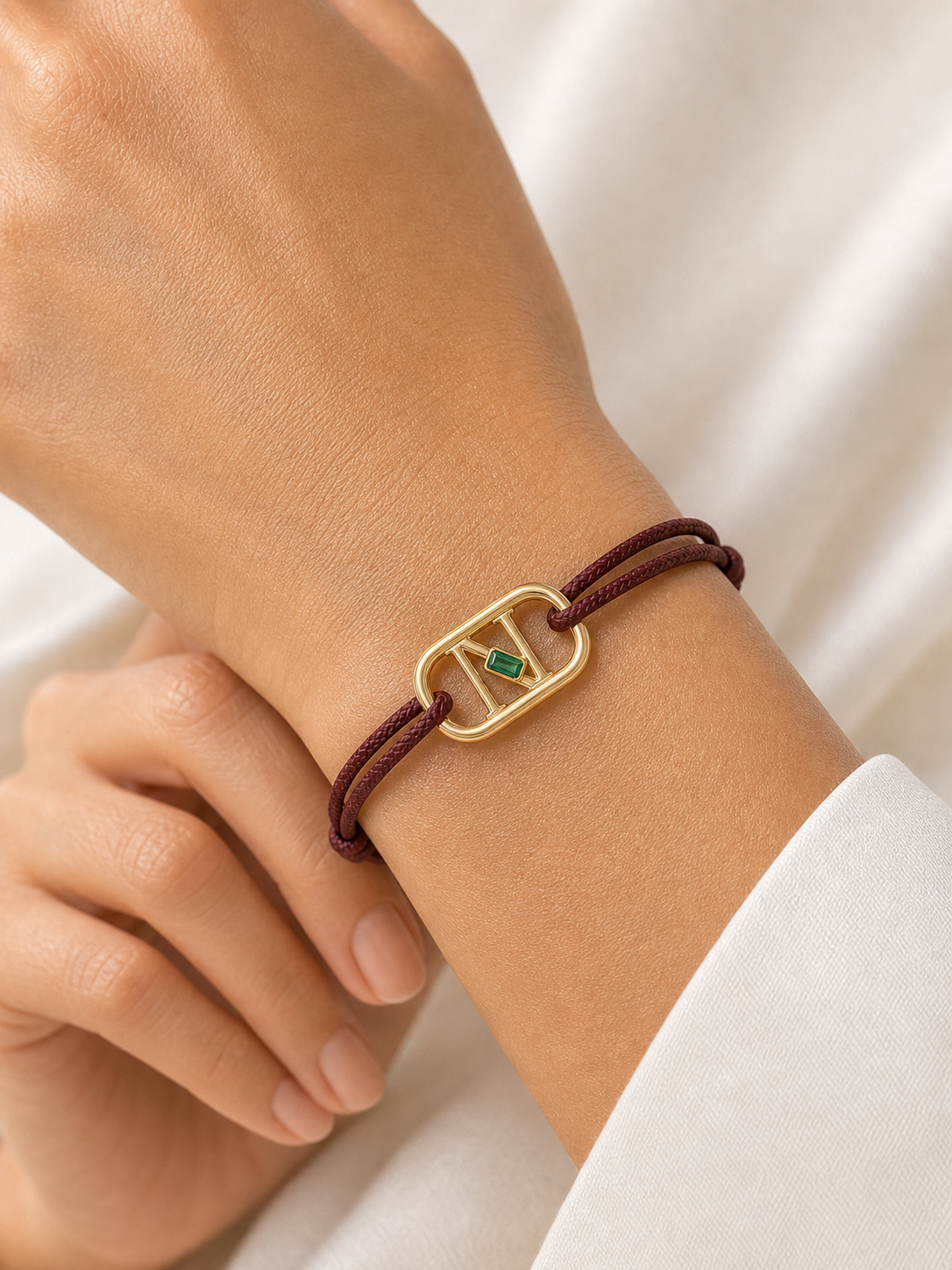 GEMGEMGEM Initial Bracelet Letter N on hand