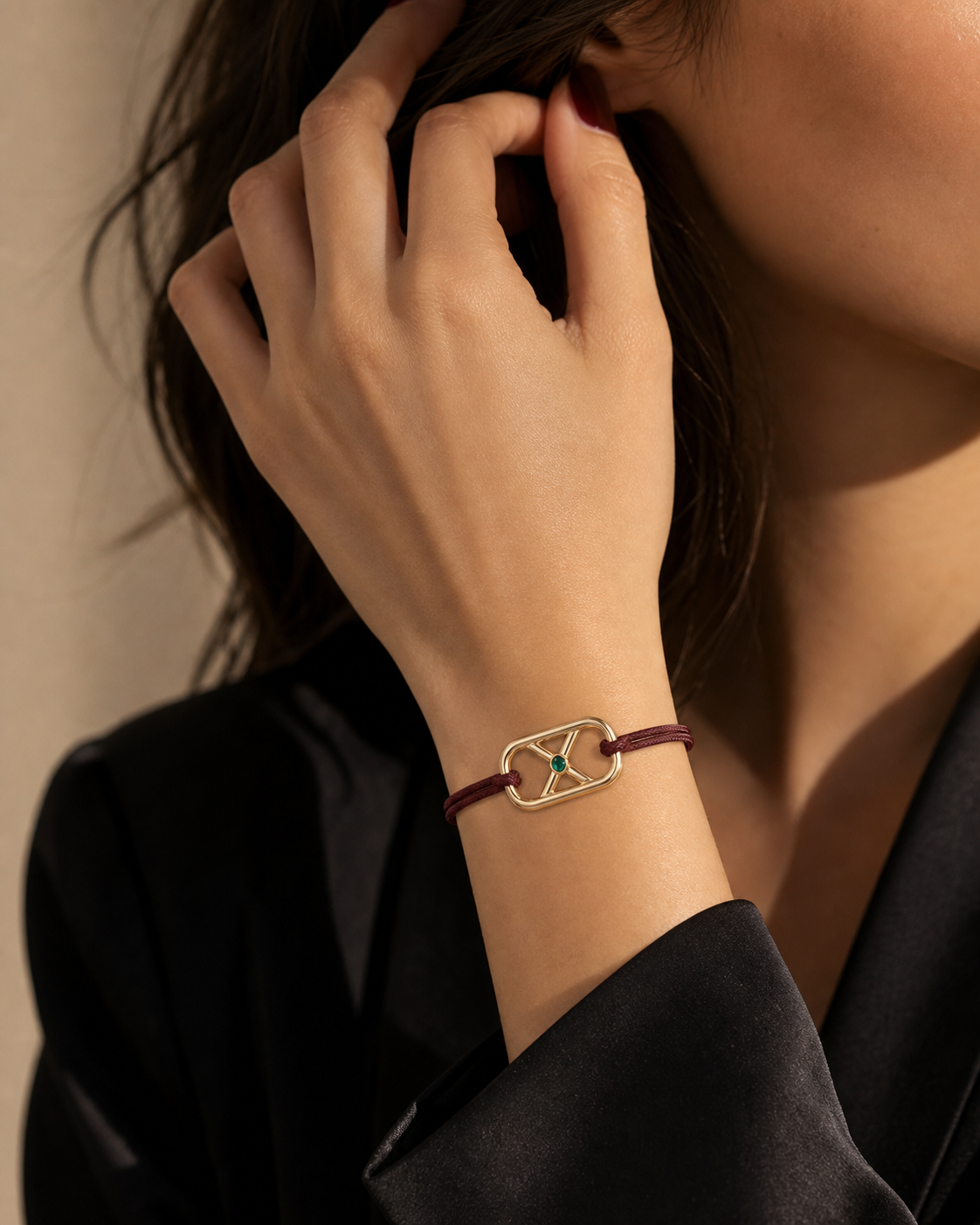 GEMGEMGEM Initial Bracelet Letter X on hand