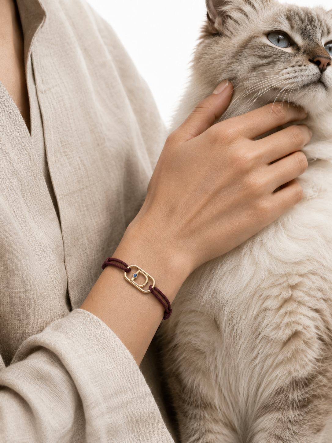 GEMGEMGEM Letter D Initial Bracelet lifestyle 01