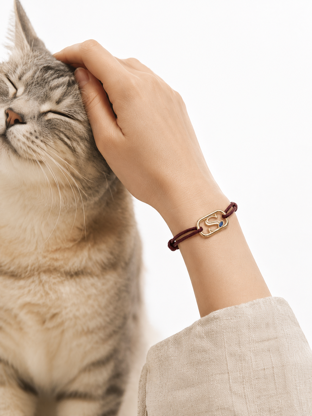 GEMGEMGEM Letter S Initial Bracelet lifestyle 01